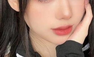阿九从不咕咕的新作：不听话的妹妹，她就爱做些“反套路”的事，美图和图包给你带来无穷欢乐！