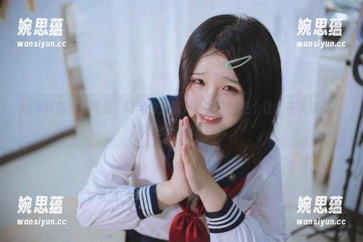 阿半今天很开心 短裤穿得真有气质,阿半今天很开心的原图是个让我在旁边小心肝扑通扑通的理由。