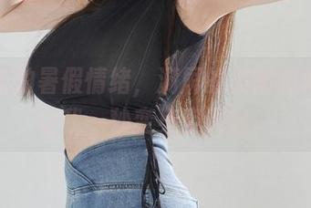阿寨寨的暑假情绪，满屏的美图和潮湿，让我一秒变身空调脑。