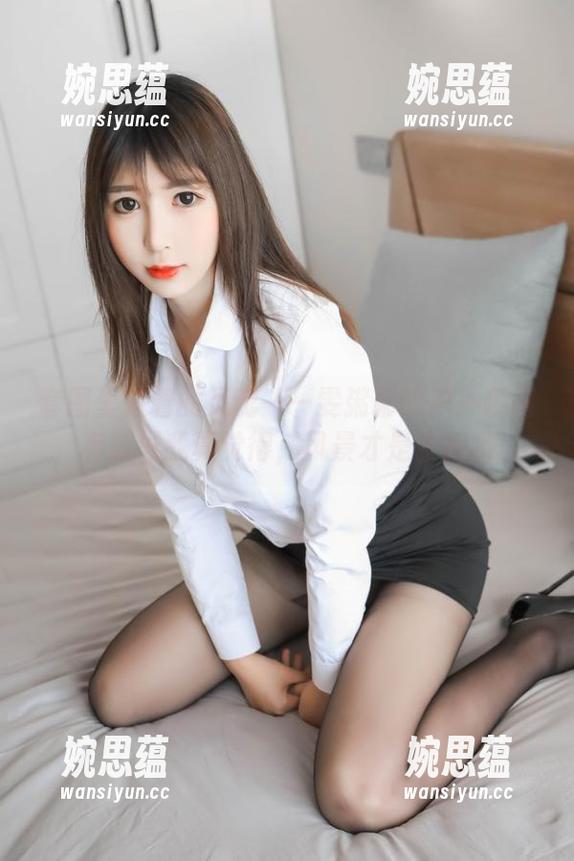 雯粥粥 套图里藏着的灵魂——雯粥粥的户外瞬间,有时候我真觉得,风景才是主角哦。