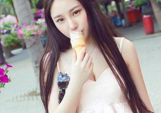 青豆客 - 图库中的晓艾fafa女友，分享一些不可思议的姿态，你肯定会想多看几眼！
