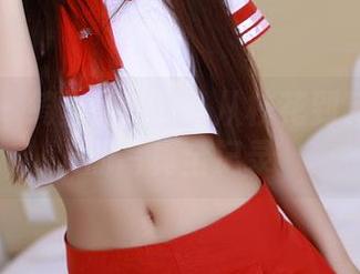 青豆客 - 绮里嘉Ula：从校花到英伦女王的写真全记录